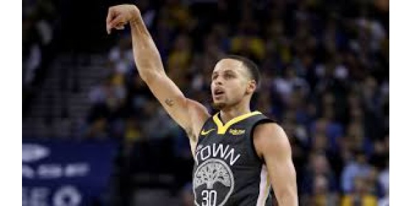 Curry incolpa la perdita del campione quell'anno.